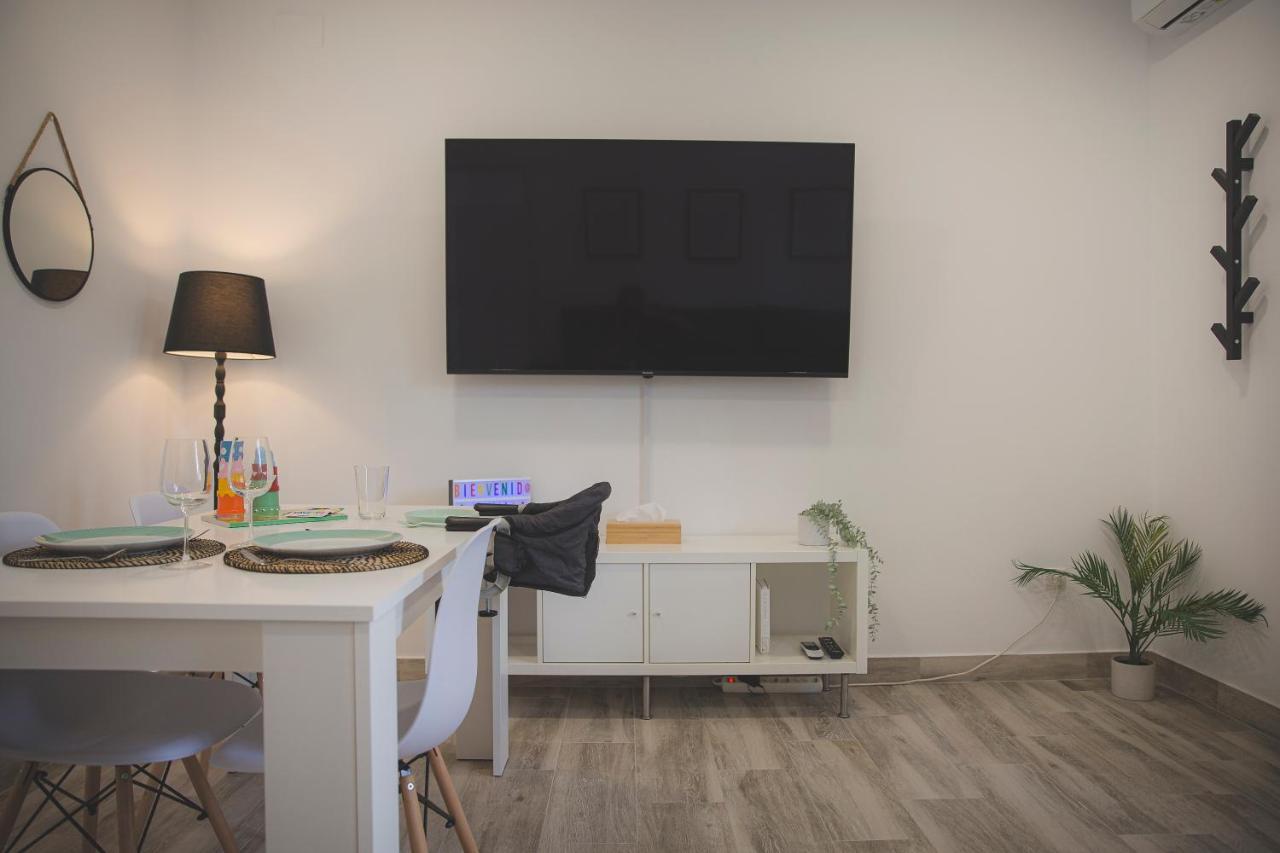 Acogedor Apartamento En Triana Севілья Екстер'єр фото