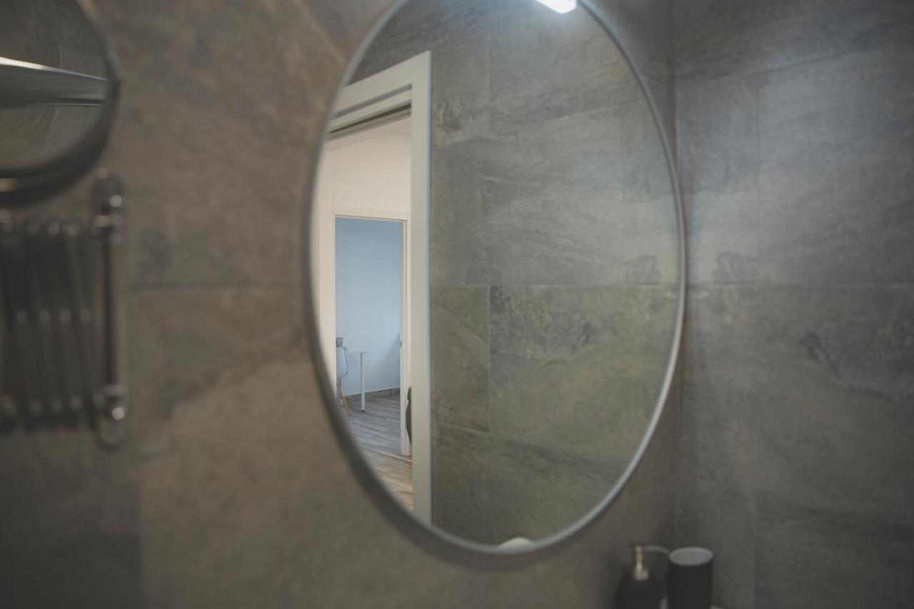 Acogedor Apartamento En Triana Севілья Екстер'єр фото